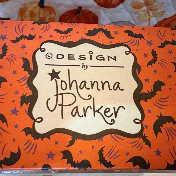 Halloween Owl Salt and Pepper Shakers - Picture 2 of 3